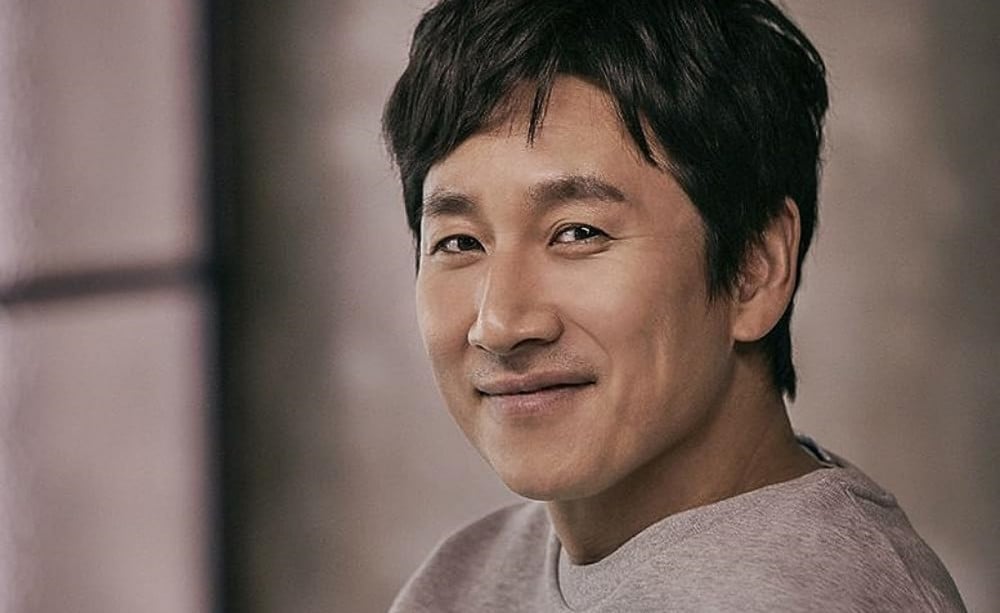 Terduga Memakai Narkoba, Lee Sun-kyun Batal Bintangi Drama Baru https://plutkumkmgianyar.com/
