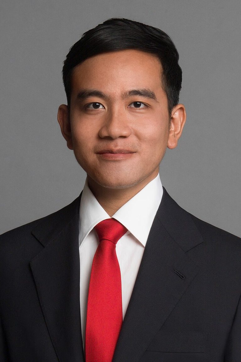 https://plutkumkmgianyar.com/