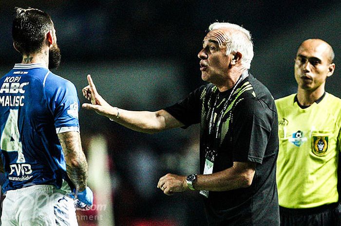 Kontroversi Kartu Merah: Mario Gomez dan Reaksi Pelatih AC Milan