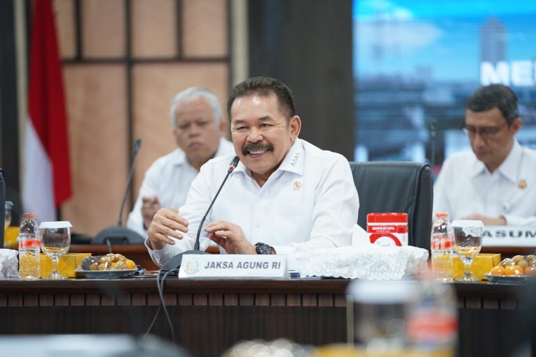 Menhub Bertemu Jaksa Agung: Mengupayakan Kerja Sama untuk Pencegahan Korupsi di Sektor Transportasi