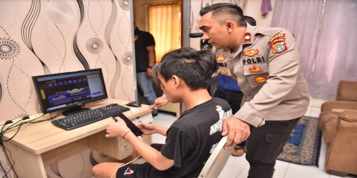 Polisi Berhasil Gerebek Markas Judi Online di Cengkareng Jakbar, Delapan Tersangka Diamankan
