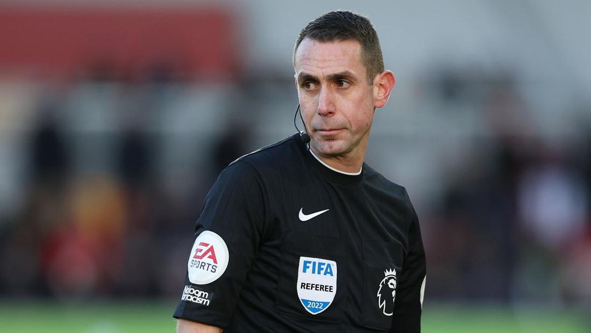 Wasit David Coote Akui Pakai Narkoba dan Suka Sesama Jenis