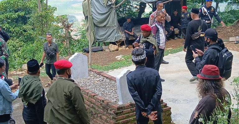 Makam Ki Ageng Manggir Blora Menjadi Pusat Kontroversi: Ormas Menuntut Pembongkaran