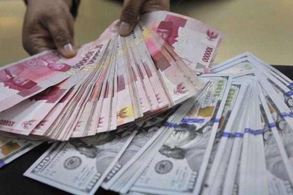 Rupiah Menguat & Dampaknya bagi Ekonomi Nasional Rupiah Menguat & Dampaknya bagi Ekonomi Nasional